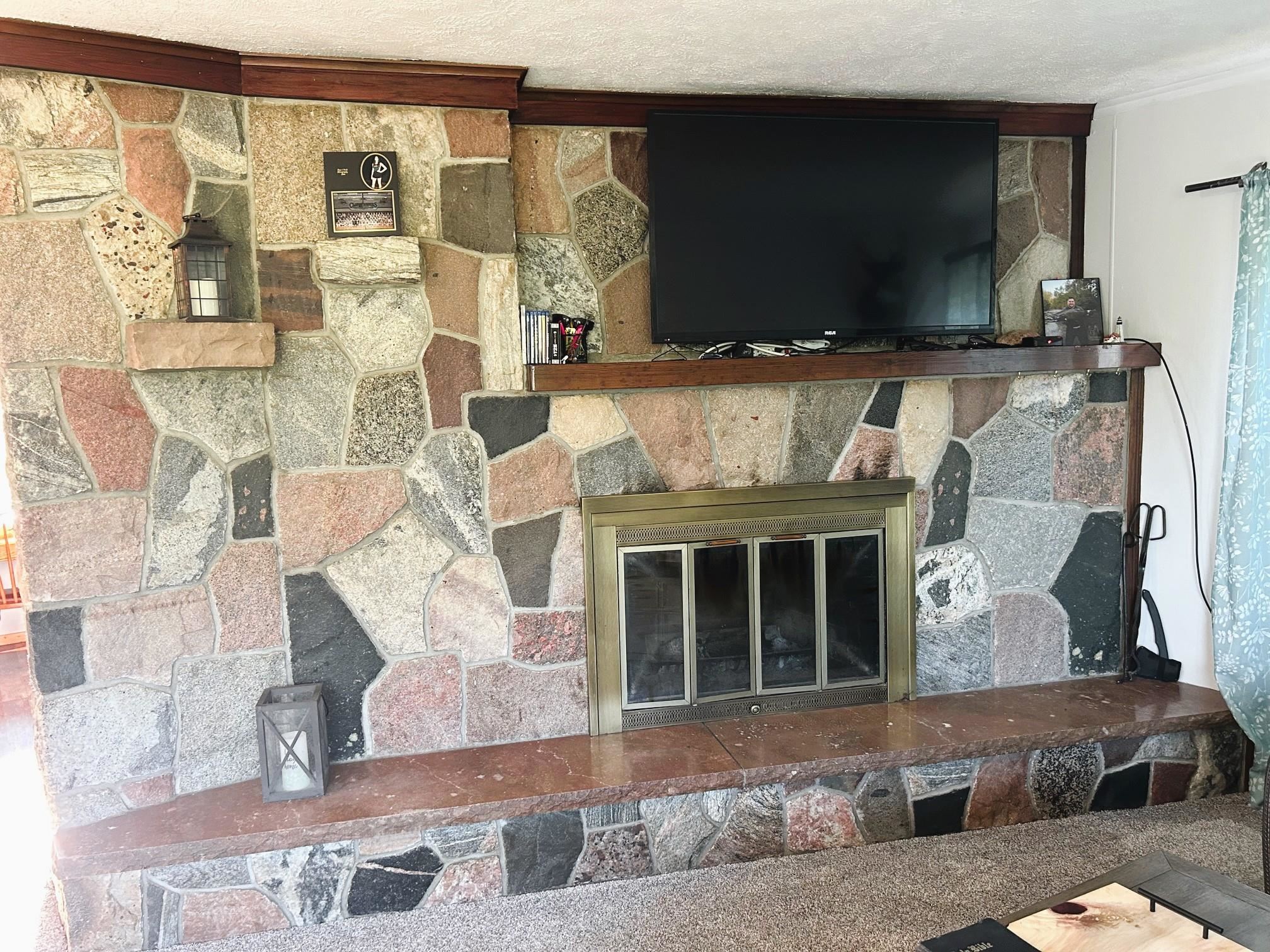 10963 North Glass Road Farwell, MI 48622 - Photo 7 of 26 1925220-b06f2a31-6db4-4425-8156-1048646a57b0.JPG