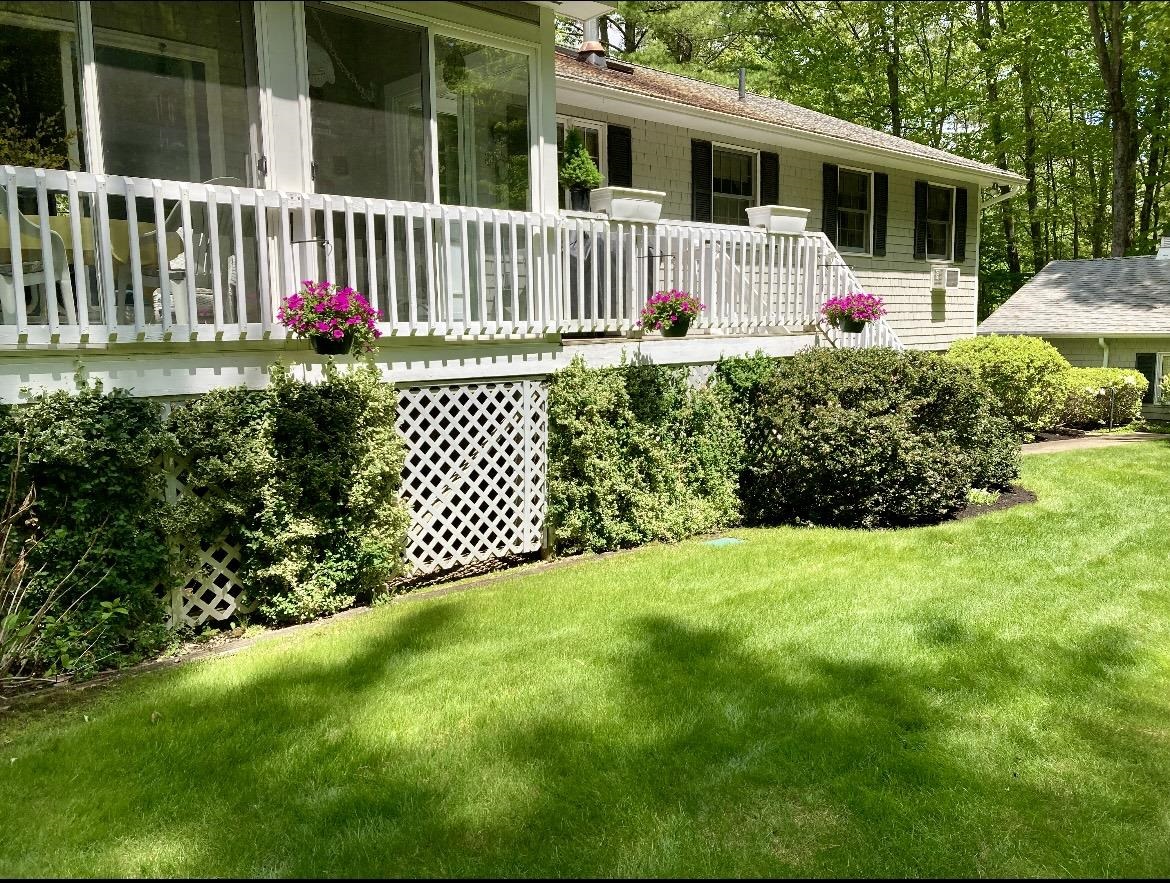 302 Dockham Shore Road Gilford, NH 03249 - Photo 7 of 49