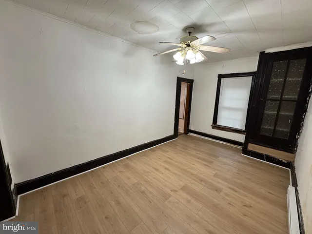 $1,000 | 563 South Centre Street, Pottsville, PA 17901