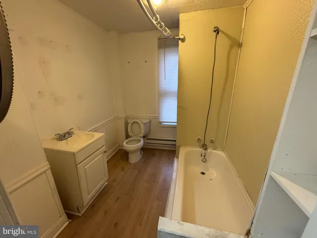 $1,000 | 563 South Centre Street, Pottsville, PA 17901