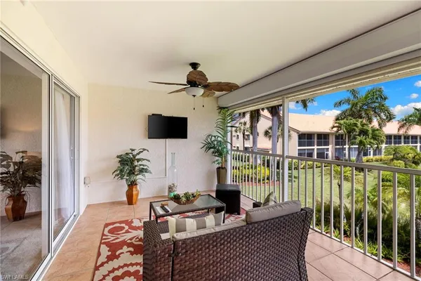 $345,000 | 2395 Bayou Lane, Unit 7308, Naples, FL 34112
