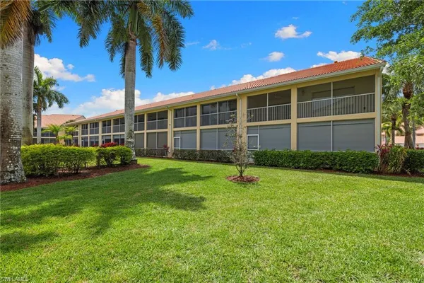 $345,000 | 2395 Bayou Lane, Unit 7308, Naples, FL 34112