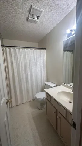 $209,900 | 5320 Woodstream Drive, Marrero, LA 70072