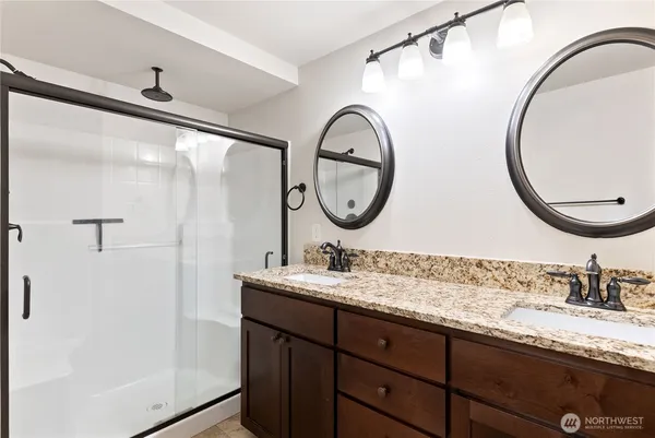 $724,950 | 8726 South Fruitland, Puyallup, WA 98371
