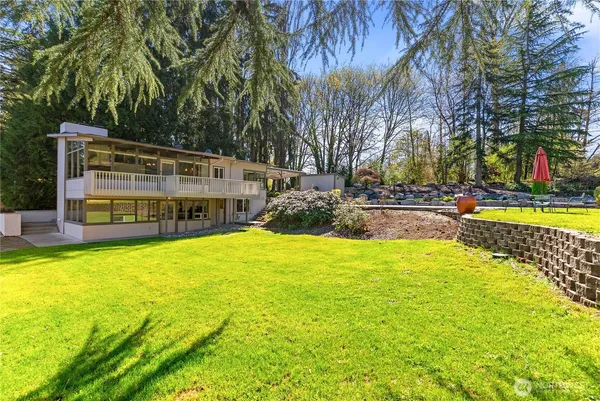 $724,950 | 8726 South Fruitland, Puyallup, WA 98371