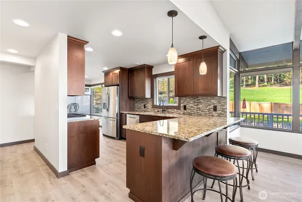 $724,950 | 8726 South Fruitland, Puyallup, WA 98371