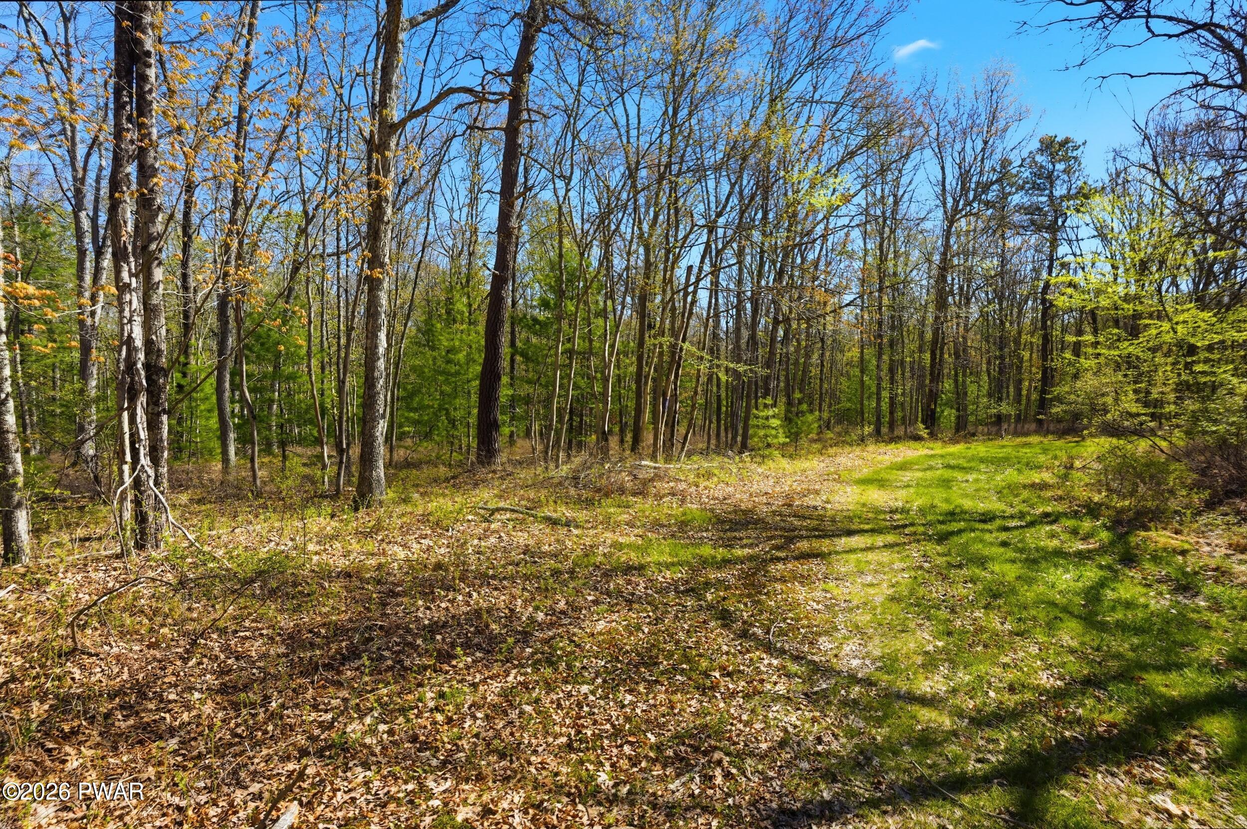 Whispering Oaks Road Greeley, PA 18425 - Photo 18 of 22