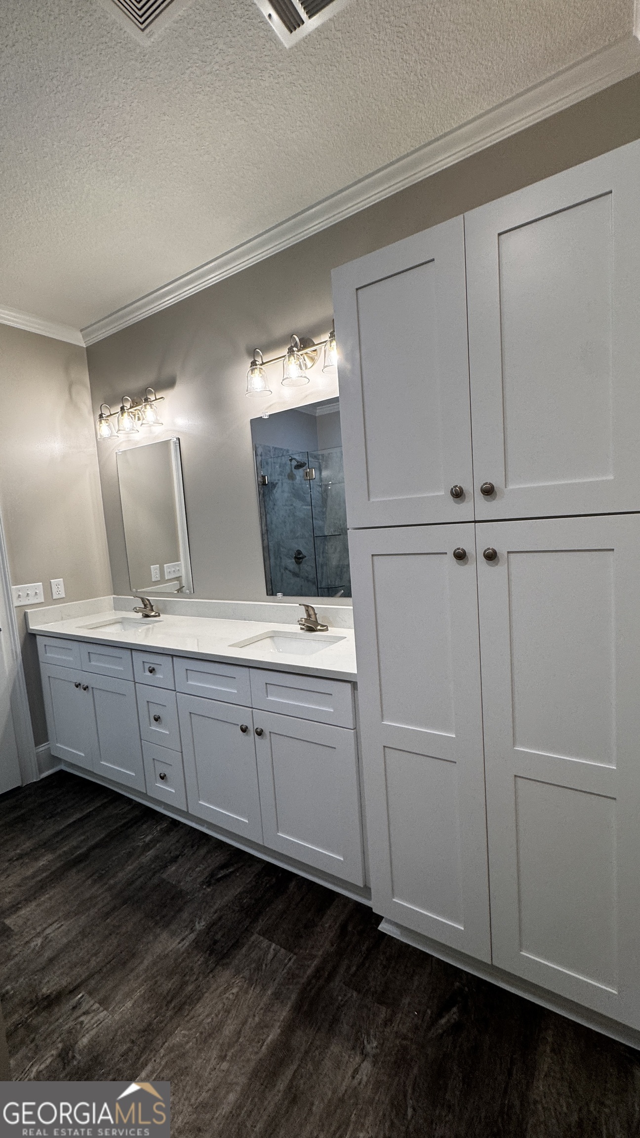 3 Willow Pointe Claxton, GA 30417 - Photo 25 of 31 a bathroom with a double vanity sink and mirror
