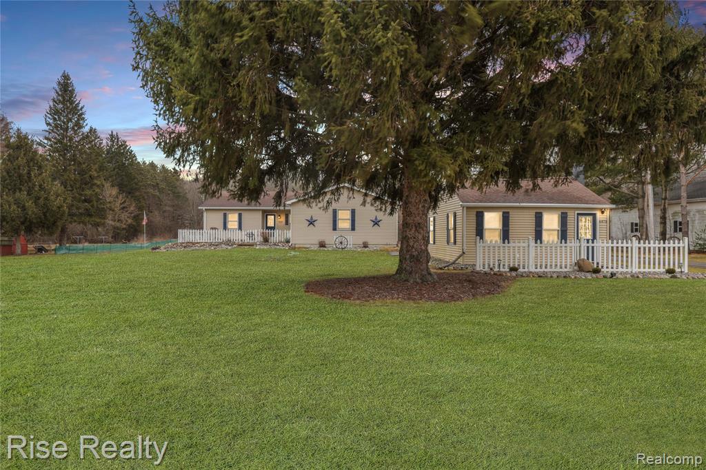 6473 Sheridan Road Saginaw, MI 48601 - Photo 1 of 42 Gallery Image 1