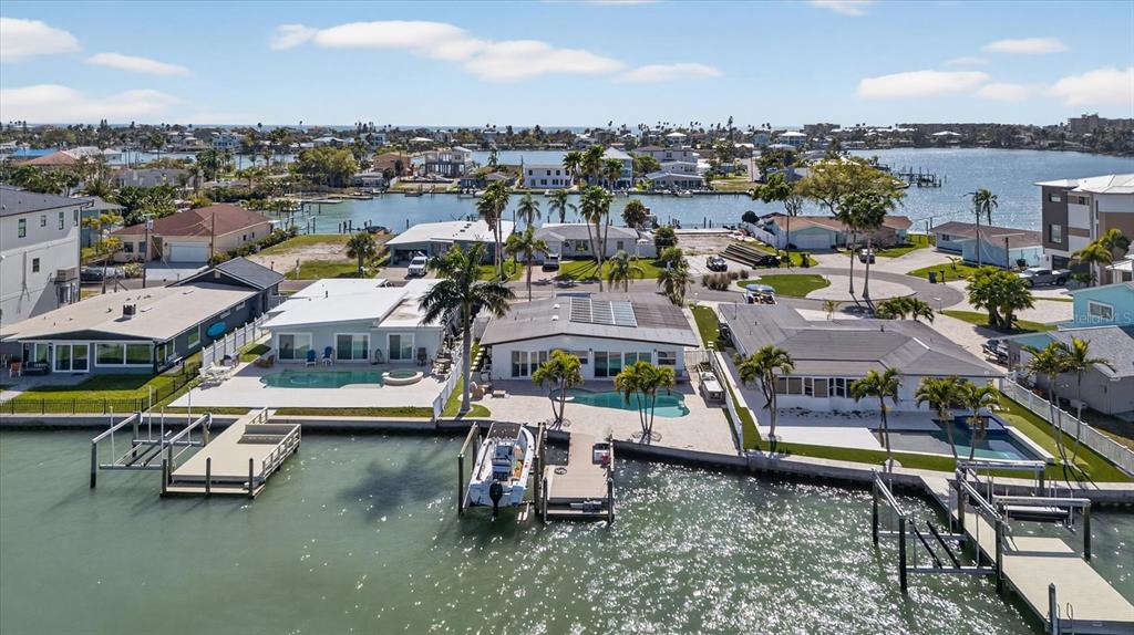 16111 5th Street East Redington Beach, FL 33708 - Photo 6 of 49