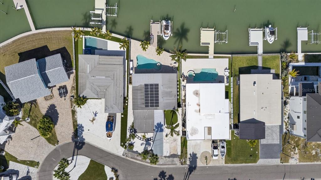 16111 5th Street East Redington Beach, FL 33708 - Photo 9 of 49