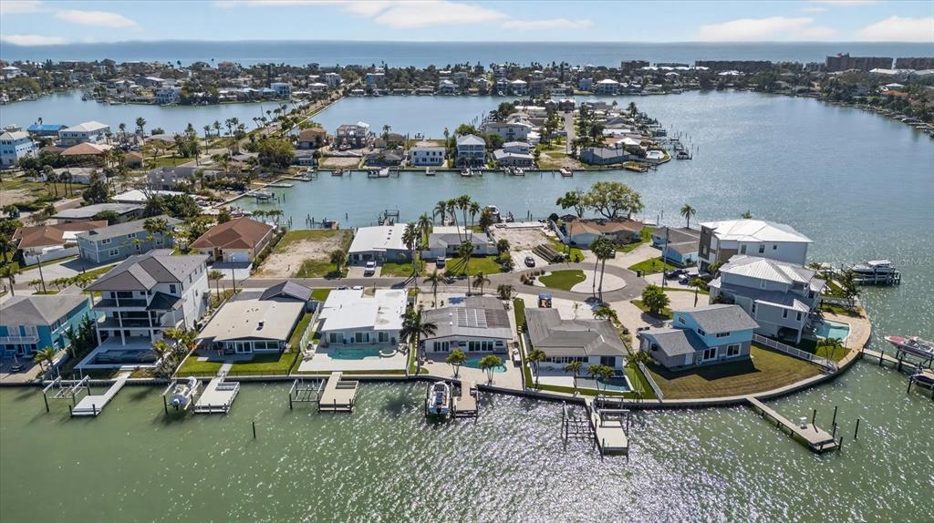 16111 5th Street East Redington Beach, FL 33708 - Photo 10 of 49