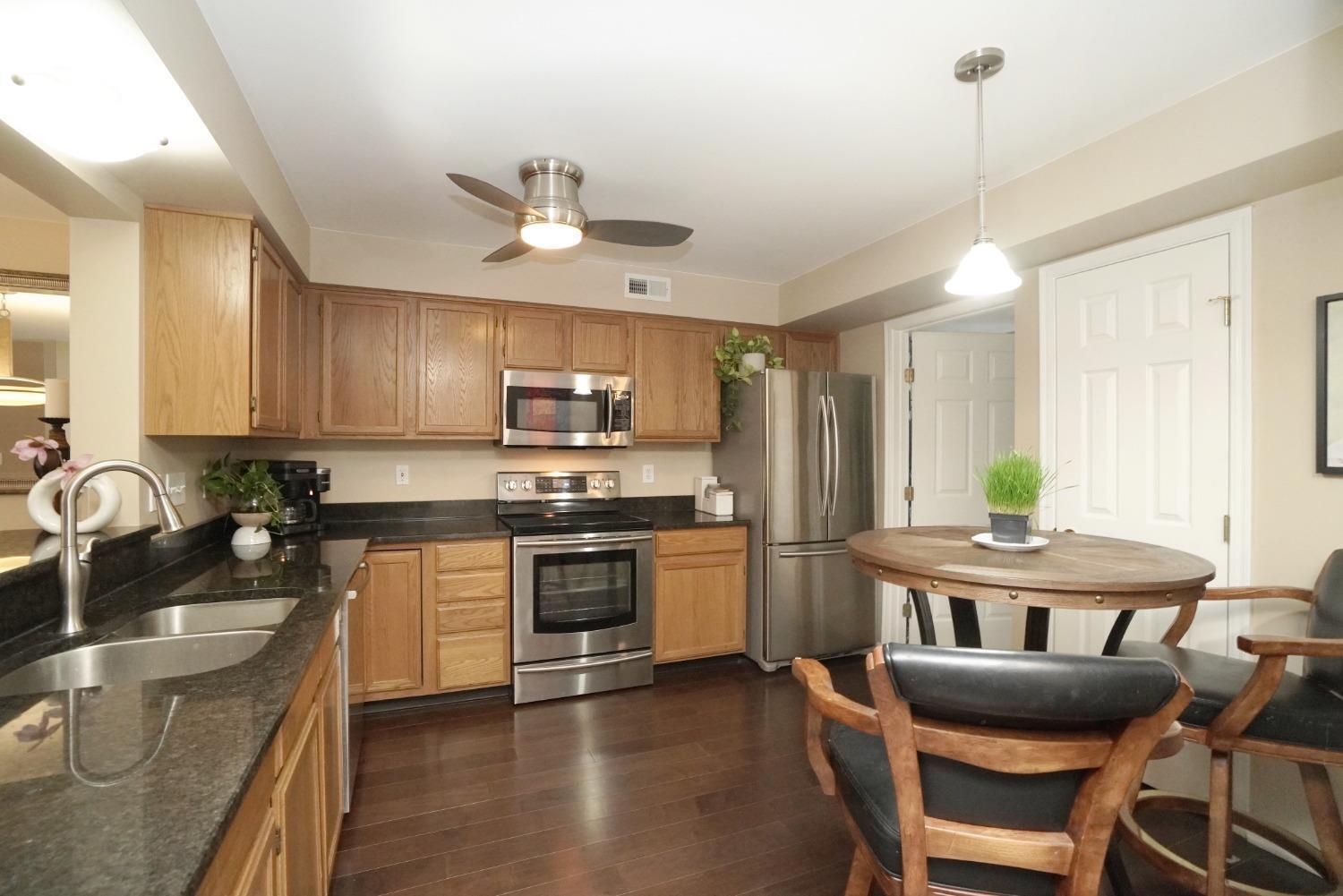 5325 Cooper Road, Unit D Montgomery, OH 45242 - Photo 9 of 25