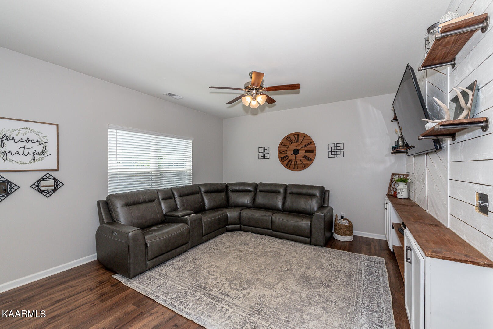 829 Wilson Road Maryville, TN 37801 - Photo 8 of 32 Gallery Image 8