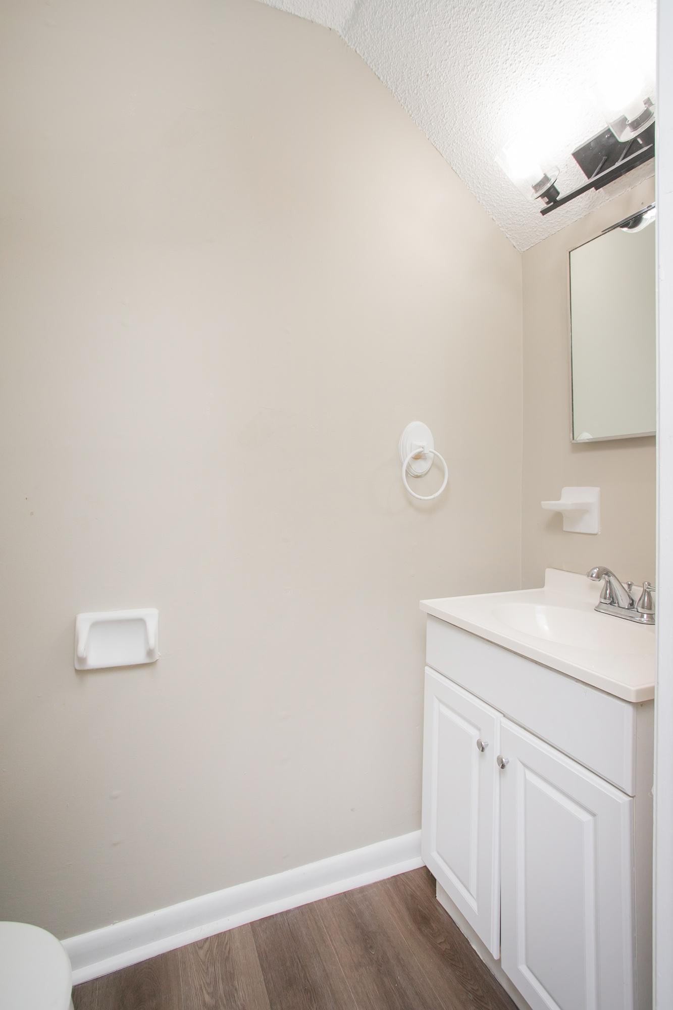 323 Forest Park Road, Unit 7 Madison, TN 37115 - Photo 5 of 13 Gallery Image 5
