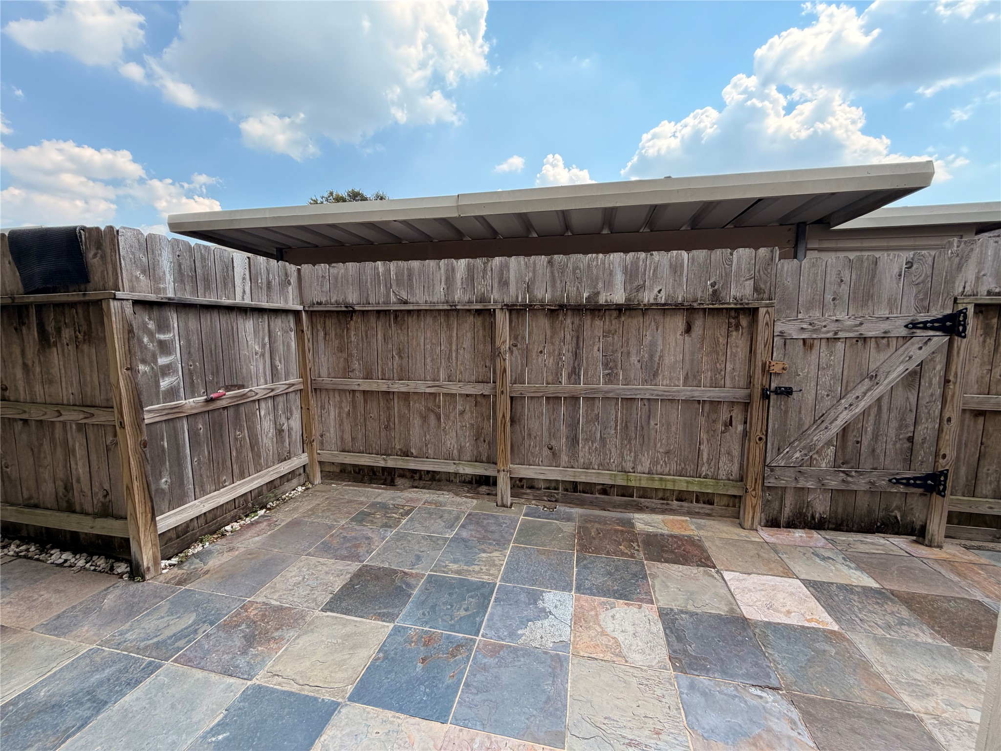 14682 Perthshire Road, Unit A Houston, TX 77079 - Photo 32 of 37 Gallery Image 32