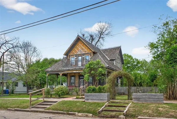 $249,800 | 1312 North 22nd Street, Waco, TX 76707