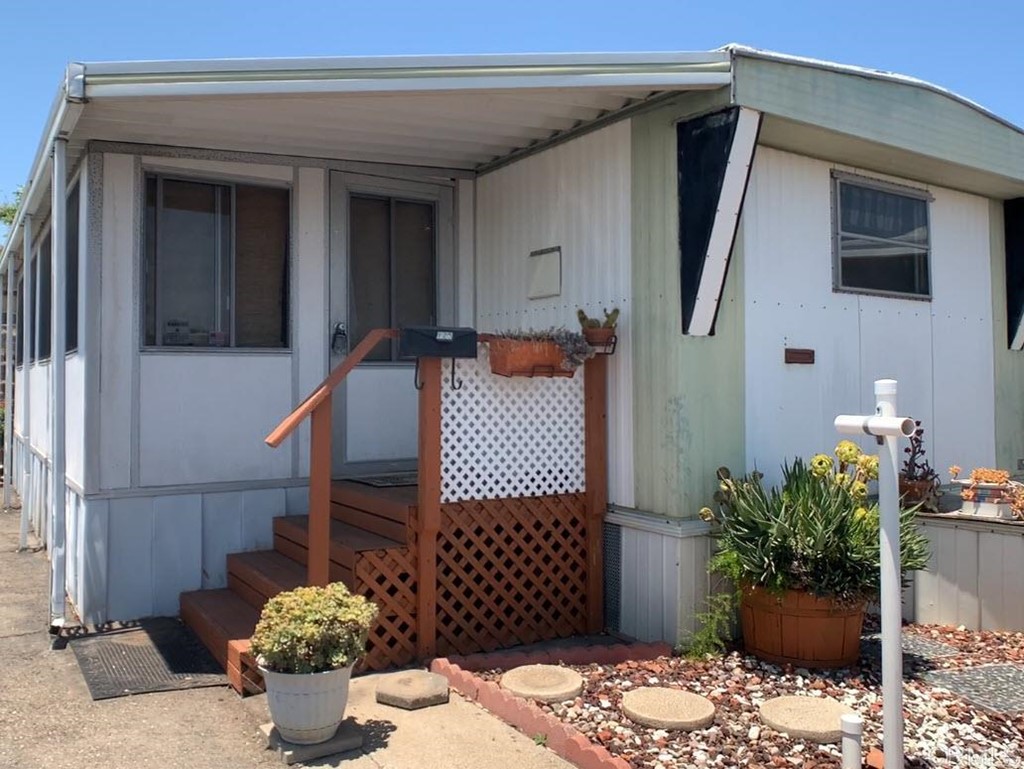 9459 Mission Gorge Road, Unit 125 Santee, CA 92071 - Photo 1 of 21 Gallery Image 1