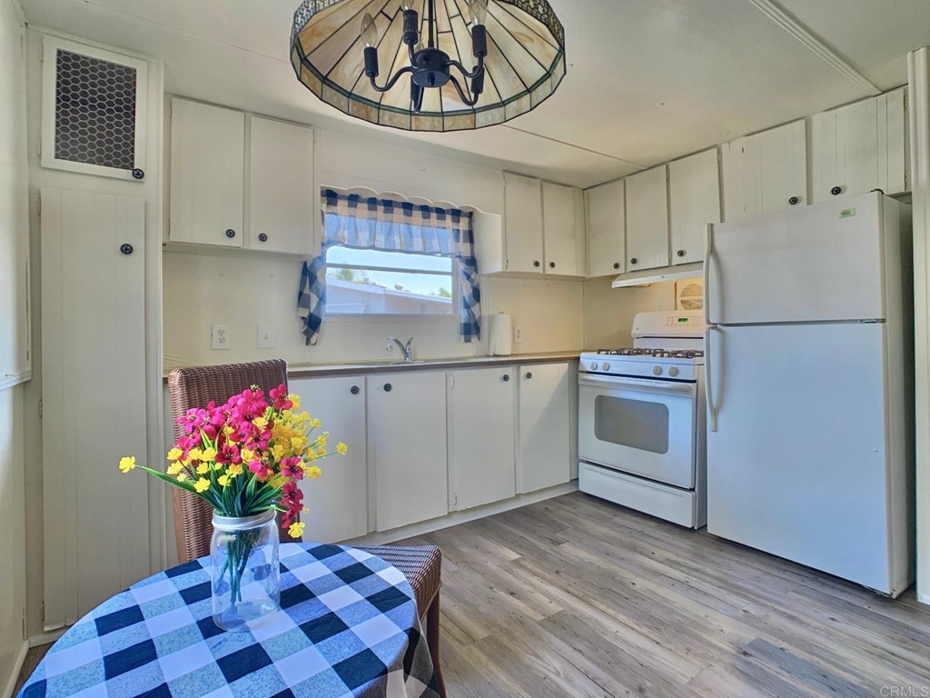 9459 Mission Gorge Road, Unit 125 Santee, CA 92071 - Photo 3 of 21 Gallery Image 3