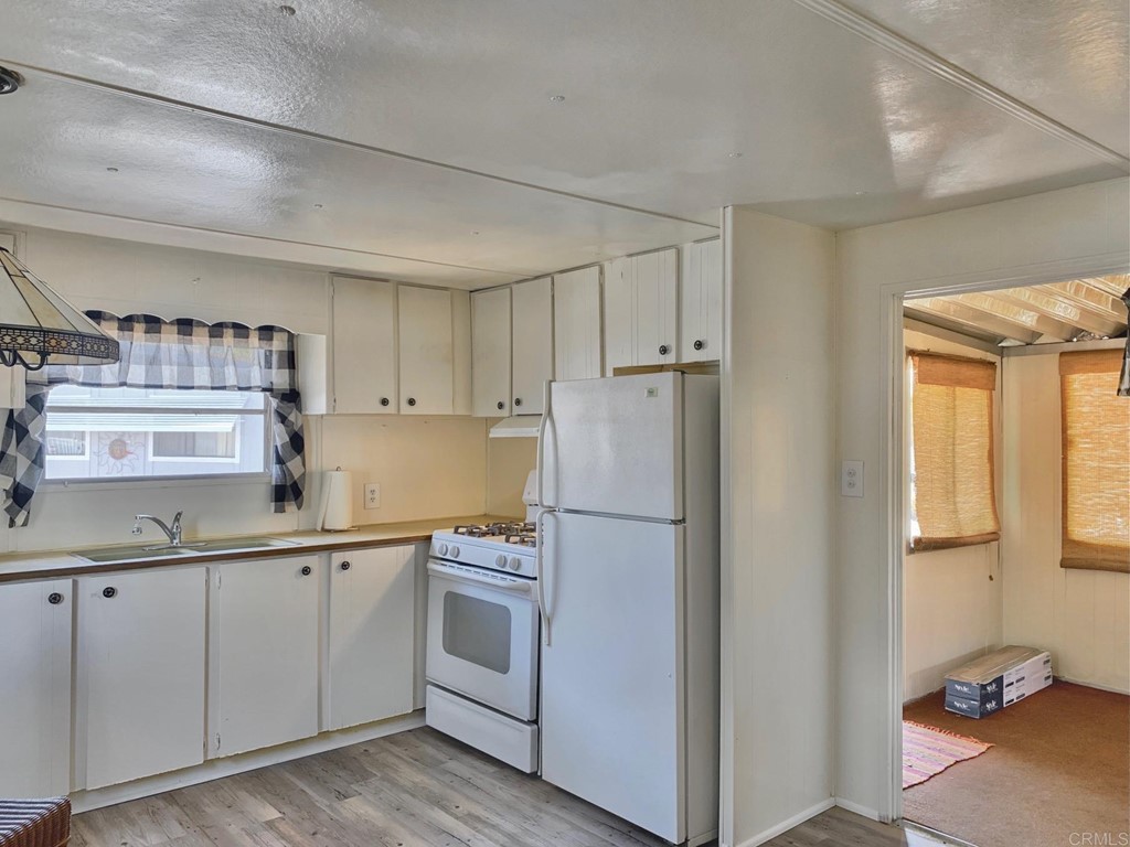 9459 Mission Gorge Road, Unit 125 Santee, CA 92071 - Photo 4 of 21 Gallery Image 4