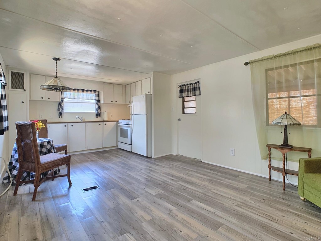 9459 Mission Gorge Road, Unit 125 Santee, CA 92071 - Photo 6 of 21 Gallery Image 6