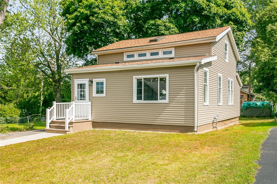 482 Crossfield Road Irondequoit, NY 14609 - Photo 1 of 1