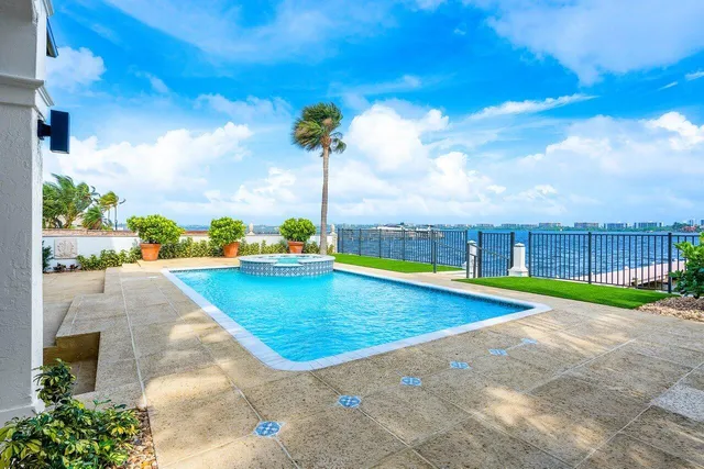 $35,000 | 1 18th Avenue South, Lake Worth Beach, FL 33460