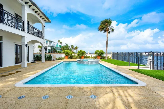 $35,000 | 1 18th Avenue South, Lake Worth Beach, FL 33460