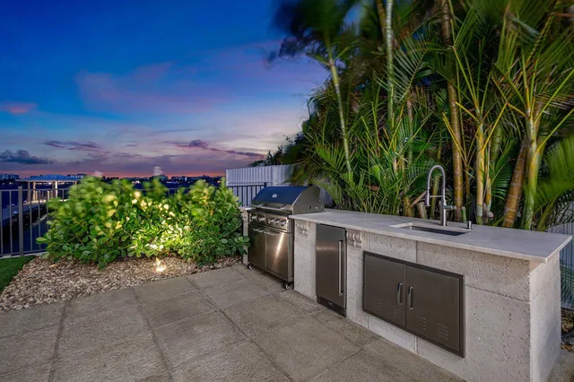 $35,000 | 1 18th Avenue South, Lake Worth Beach, FL 33460