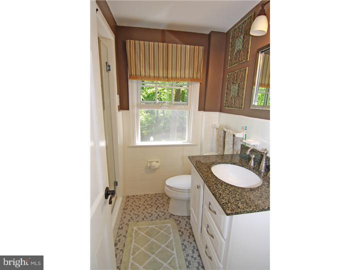 690 Bair Road Berwyn, PA 19312 - Photo 14 of 25 Bathroom