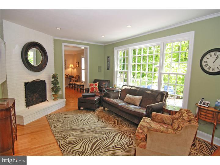 690 Bair Road Berwyn, PA 19312 - Photo 7 of 25 Family Room