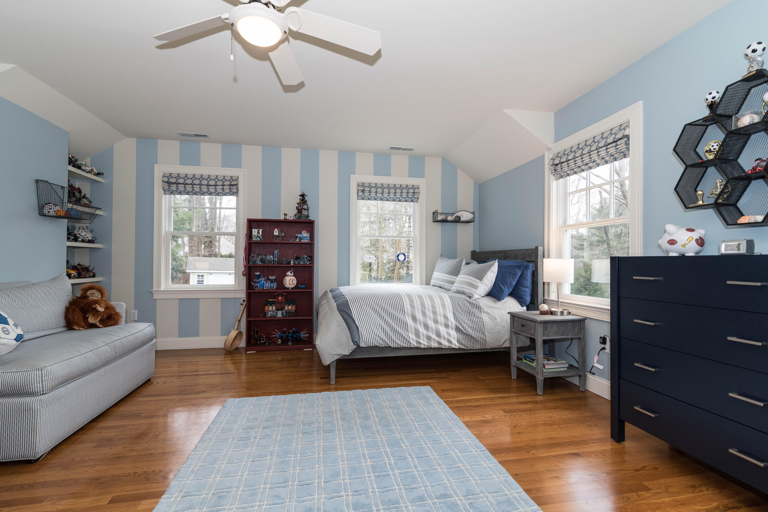 44 Sunset Road Darien, CT 06820 - Photo 25 of 35 23backbed