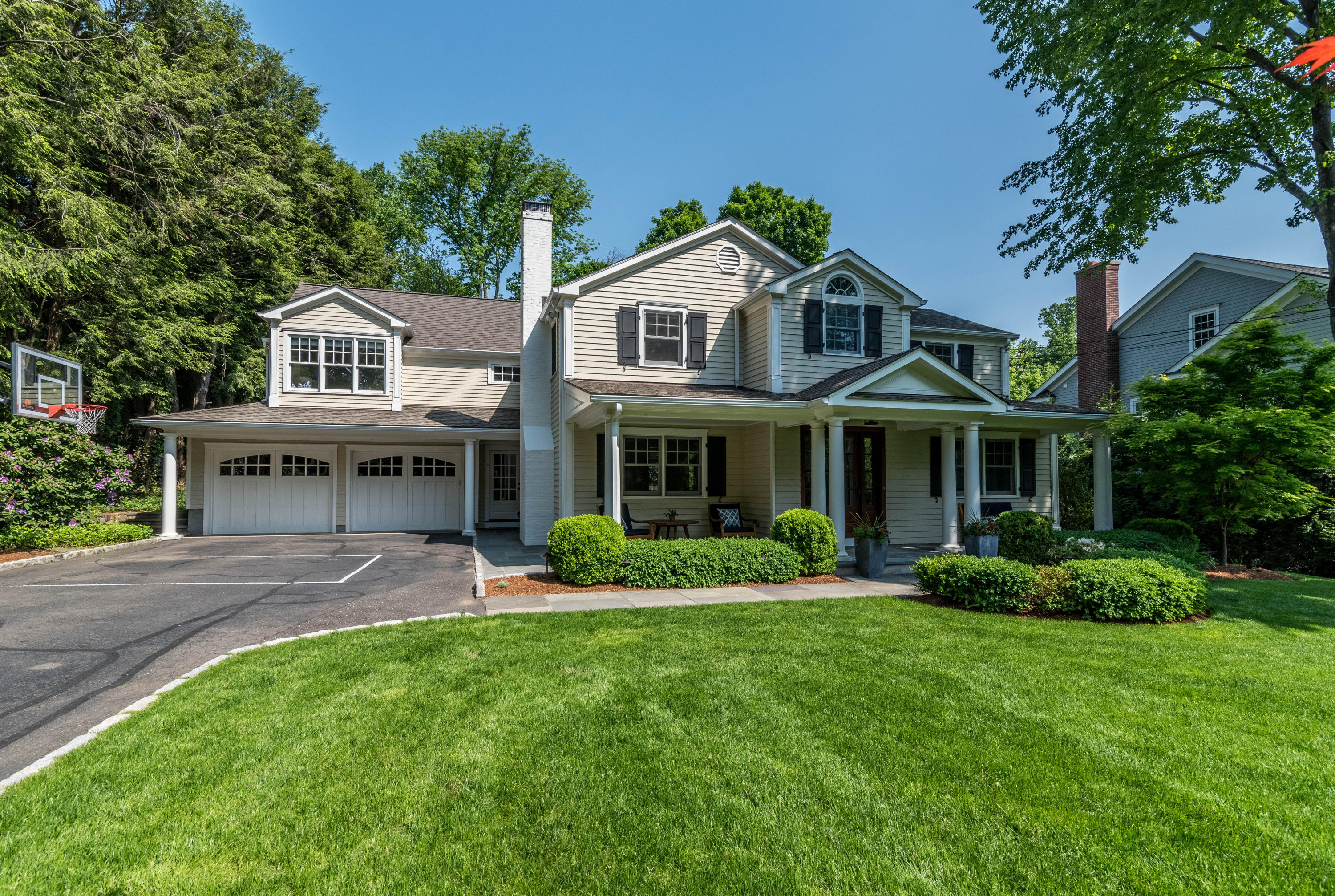 44 Sunset Road Darien, CT 06820 - Photo 4 of 35 orig_DSC_1188