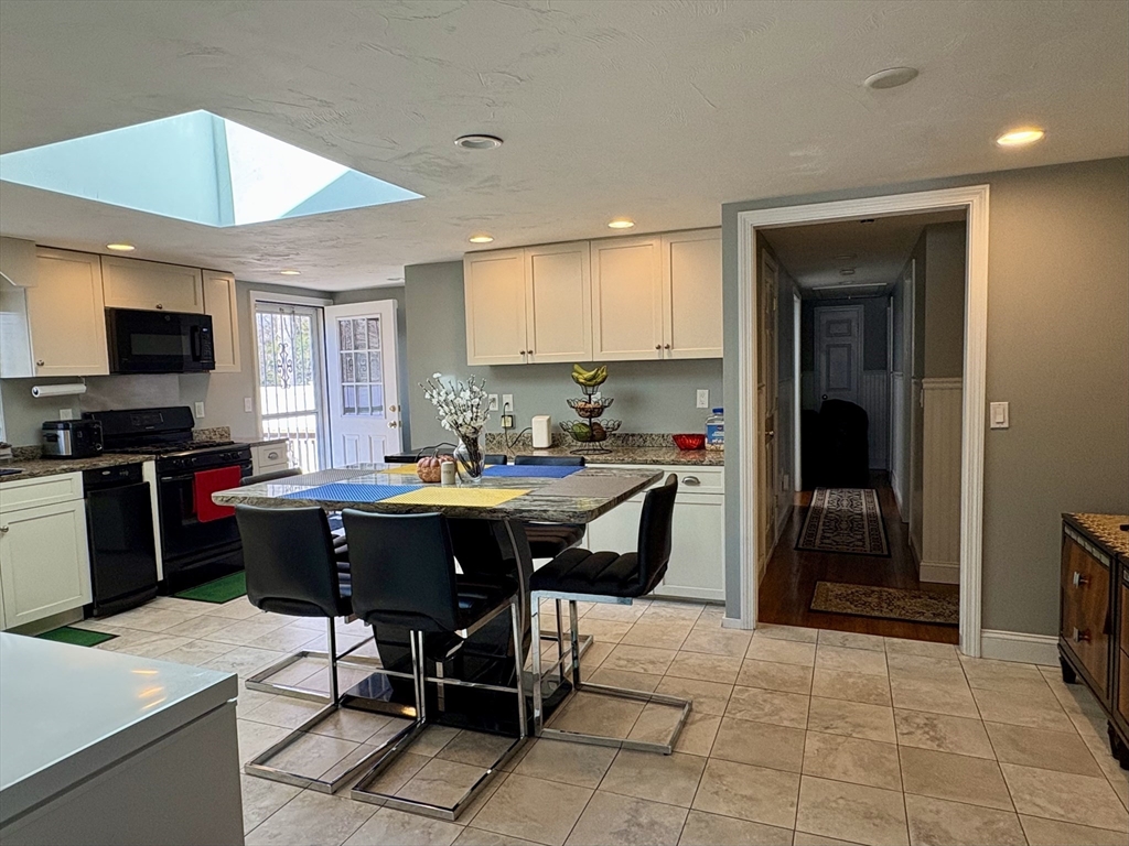1309 Shootflying Hill Road Barnstable, MA 02632 - Photo 7 of 31