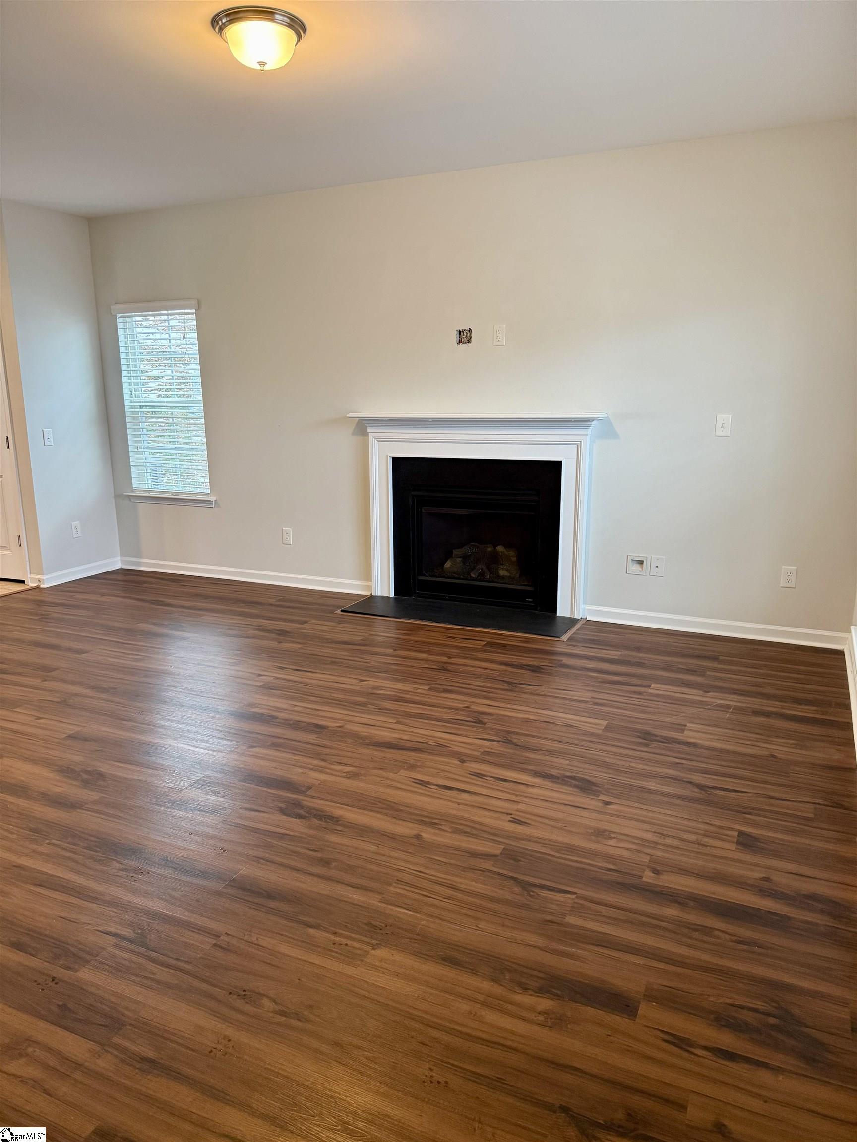 371 Kelly Farm Road Moore, SC 29369 - Photo 2 of 14