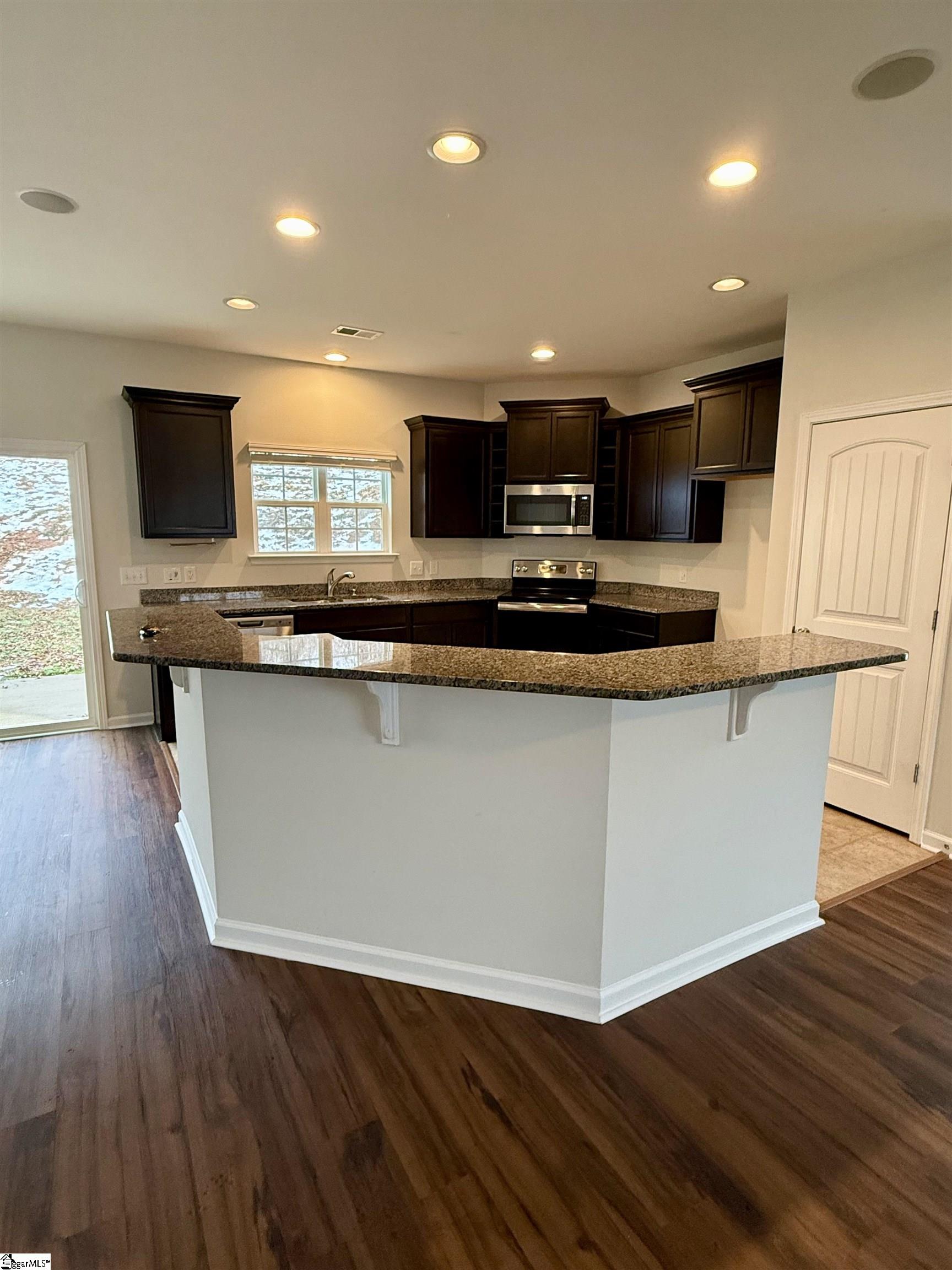 371 Kelly Farm Road Moore, SC 29369 - Photo 5 of 14