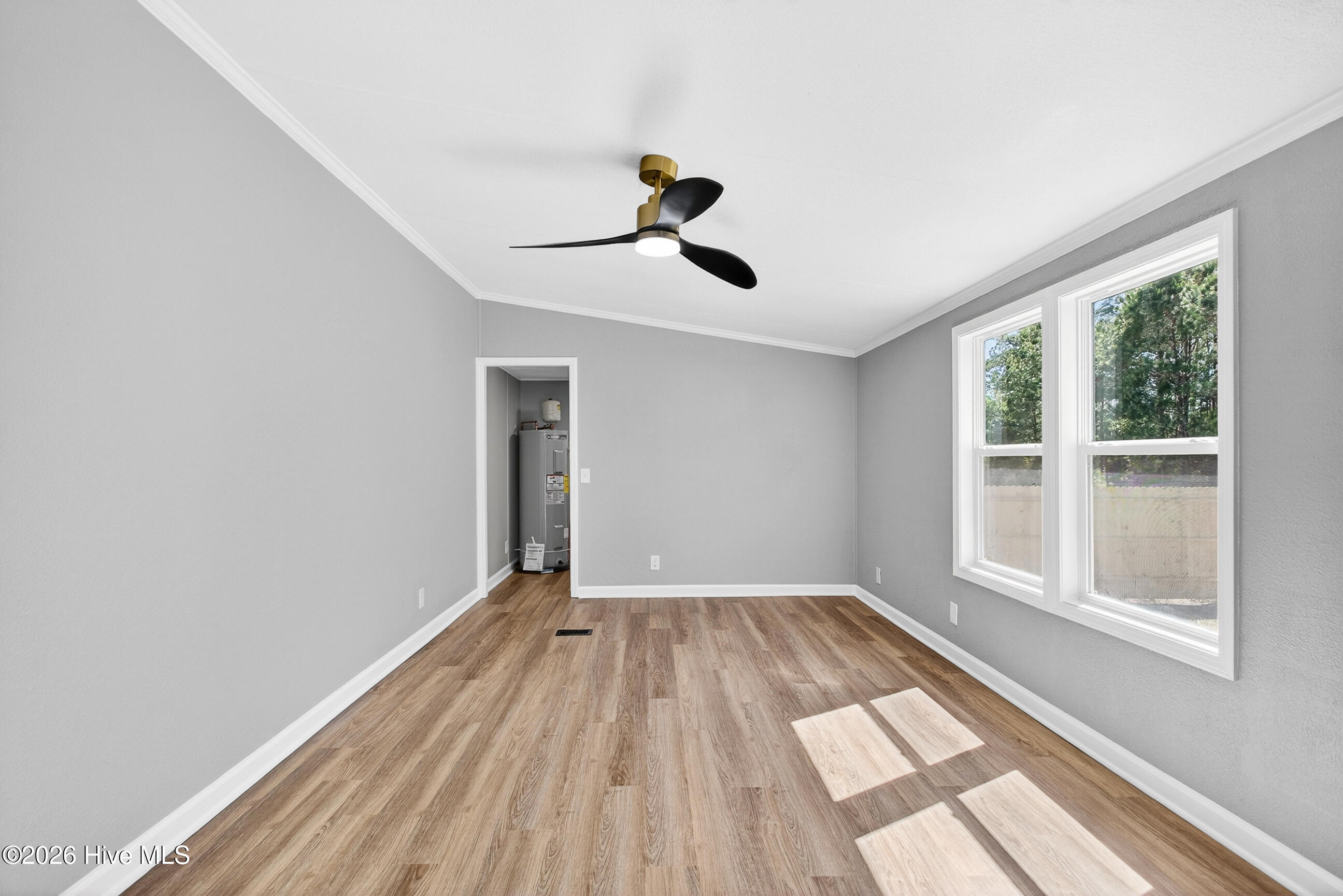 335 Queens Haven Road Hubert, NC 28539 - Photo 18 of 45 Secondary Living Room