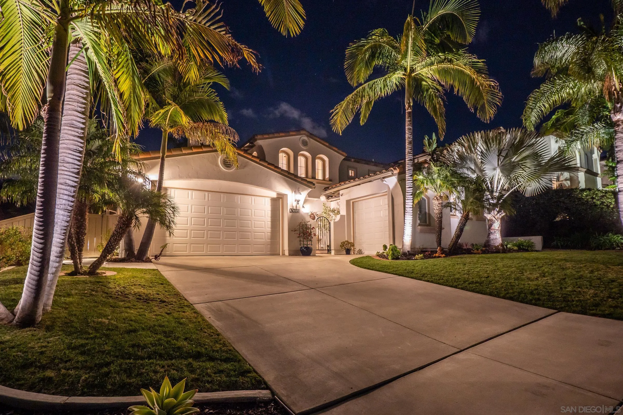 3008 Via Conquistador Carlsbad, CA 92009 - Photo 6 of 31 a view of a house with a yard