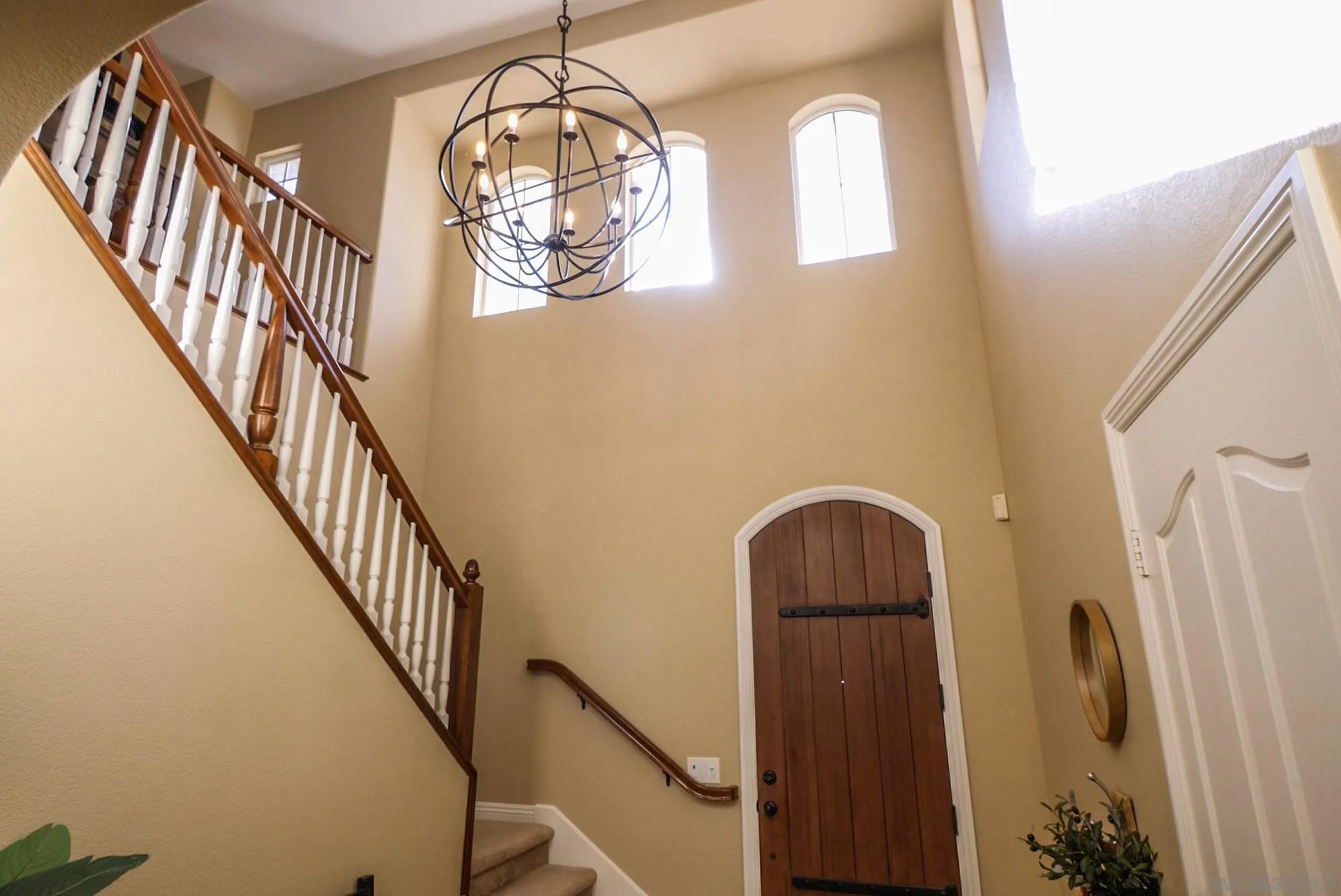 3008 Via Conquistador Carlsbad, CA 92009 - Photo 8 of 31