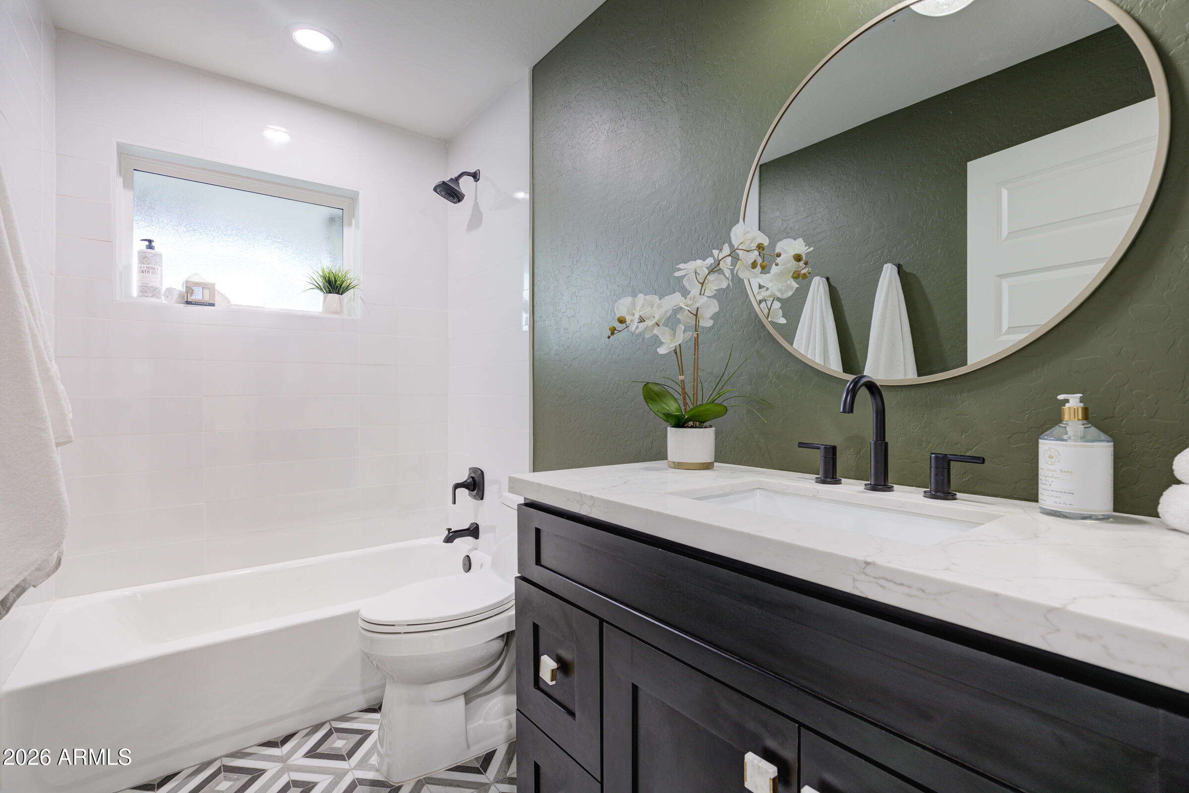 4235 North 35th Way Phoenix, AZ 85018 - Photo 23 of 33 4235 N 35th Way-37
