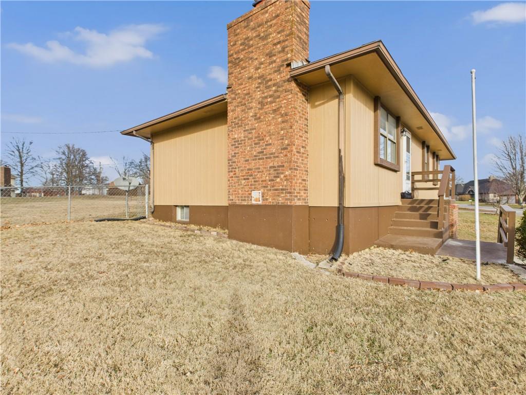 1009 Walnut Lane Warrensburg, MO 64093 - Photo 28 of 32