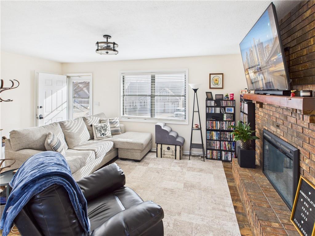 1009 Walnut Lane Warrensburg, MO 64093 - Photo 6 of 32