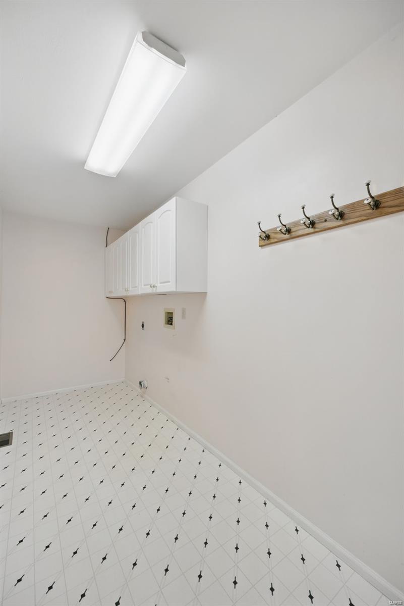 112 Beacon Hill Drive St. Charles, MO 63301 - Photo 12 of 34