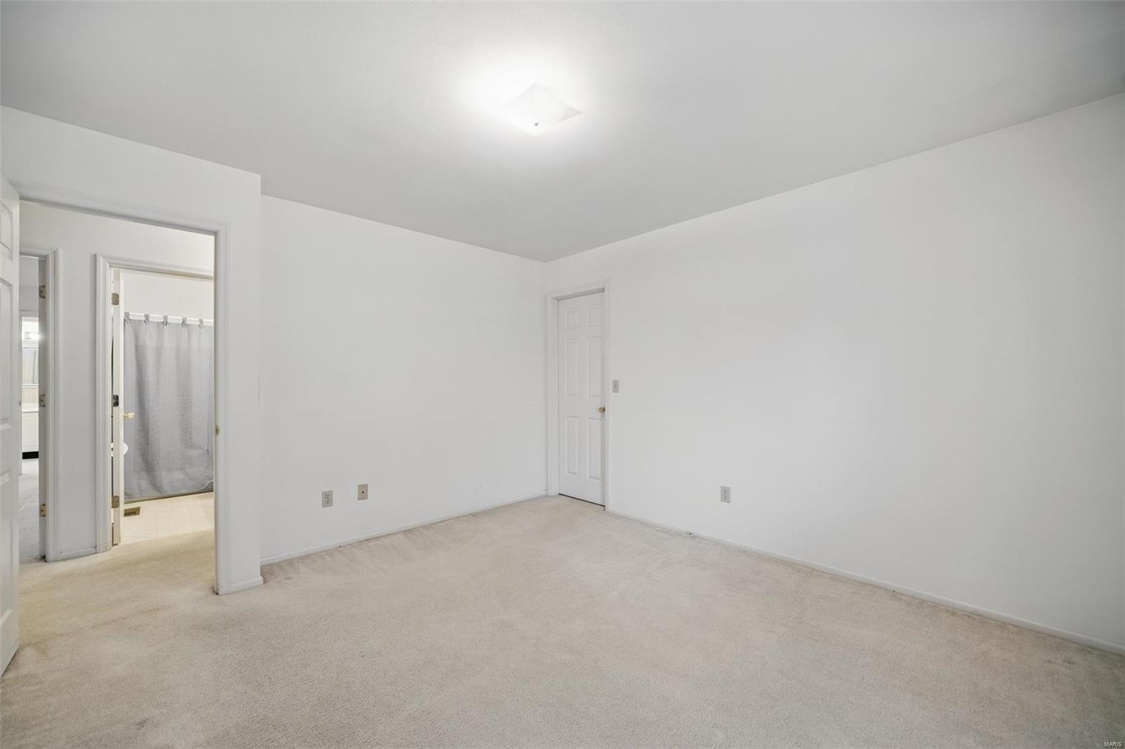 112 Beacon Hill Drive St. Charles, MO 63301 - Photo 19 of 34