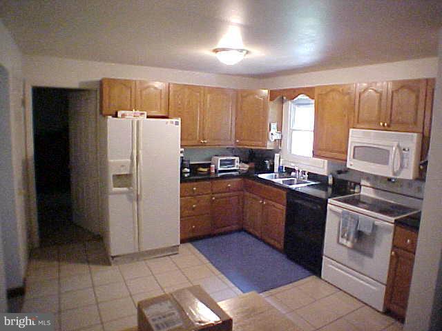1416 Cedarhurst Road Shady Side, MD 20764 - Photo 8 of 30 Kitchen