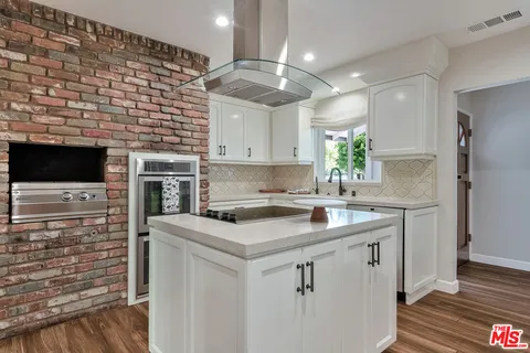 $1,249,000 | 13238 Cumpston Street, Sherman Oaks, CA 91401