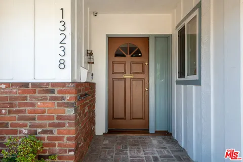 $1,249,000 | 13238 Cumpston Street, Sherman Oaks, CA 91401