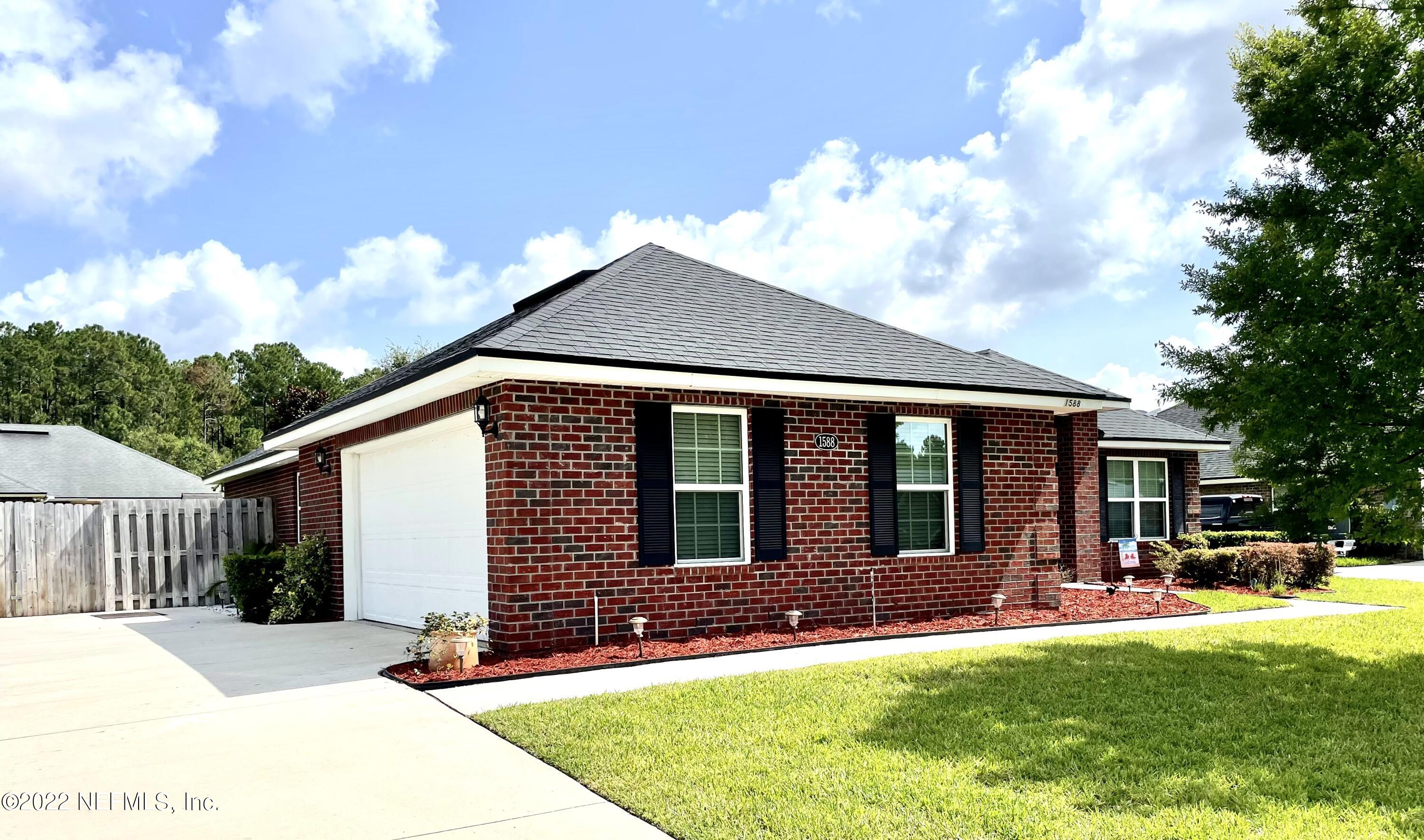 1588 Kilchurn Road Jacksonville, FL 32221 - Photo 3 of 41 Front 3