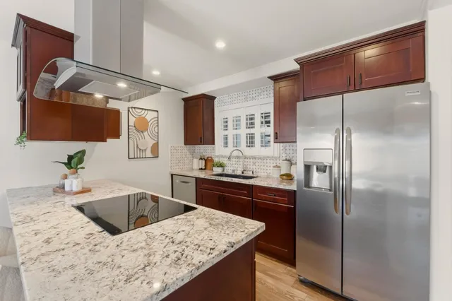 $699,900 | 104 East Middlefield Road, Unit B, Mountain View, CA 94043