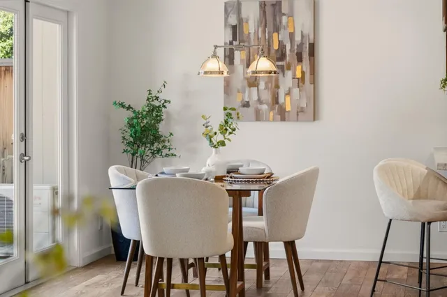 $699,900 | 104 East Middlefield Road, Unit B, Mountain View, CA 94043